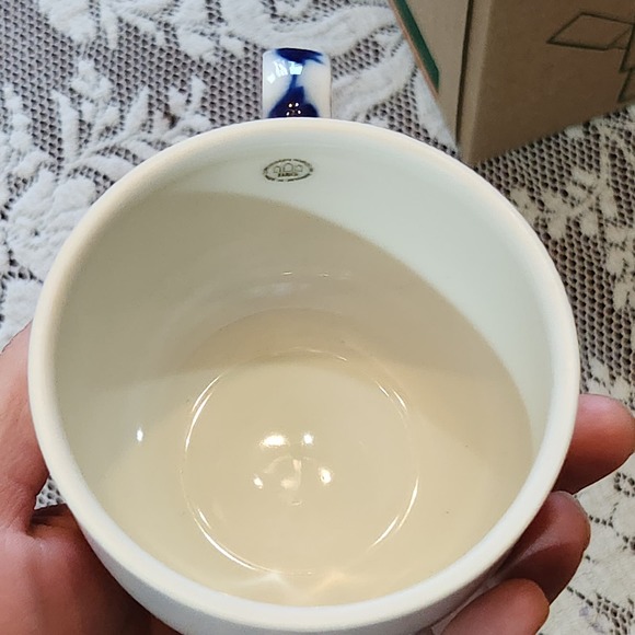 Vtg B&G (Bing & Grøndahl) "All-in-one" teapot and cup! Blue white, porcelain - Picture 5 of 7